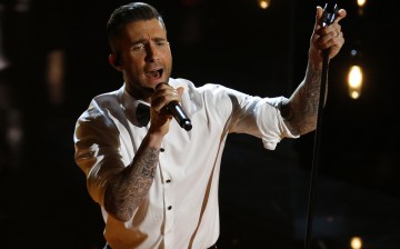 Adam Levine performs at the 87th Academy Awards in Hollywood, California February 22, 2015. 