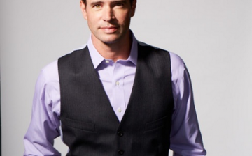 Scott Foley as Jake Ballard