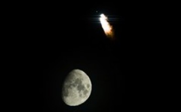A picture of the 17th Beidou satellite taken during its launch.