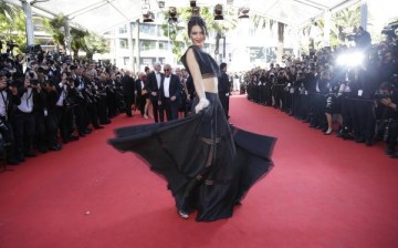Kendall Jenner Twirling At Cannes Red Carpet