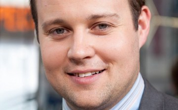 The '19 Kids and Counting' Star, Josh Duggar Admitted Of Molesting Underage Girls As Teenager