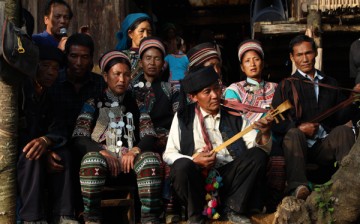 Hunnan Province's Hani ethnic people are believed to have migrated from the Qinghai-Tibetan Plateau.