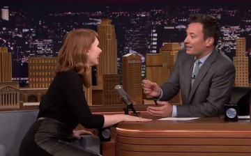 Bryce Dallas Howard and Jimmy Fallon