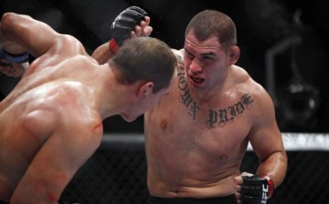 Cain Velasquez deserves an immediate rematch says new UFC heavyweight champ Fabricio Werdum.