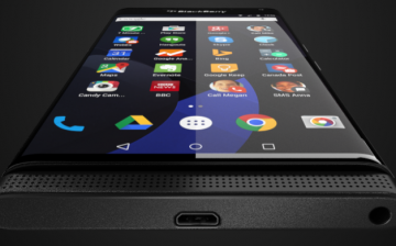 A new leaked photo shows the BlackBerry Venice user interface and phone design.