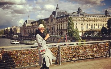 Russian tennis champ Maria Sharapova finds time to soak in the sights even while on a tennis tour.