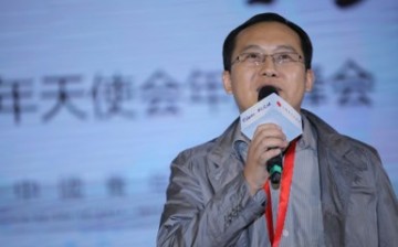 OKcoin Founder Xu Mingxing shares his own experience of entrepreneurship and angel investment in a conference.