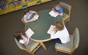 children reading books