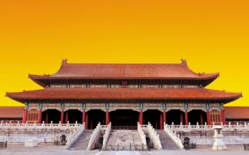 The intricate and colorful decoration of the Forbidden City is featured in the new coloring activity of The Palace Museum.