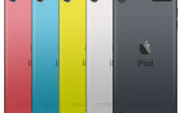 A display of iPod touch 6th generation in different colours. 