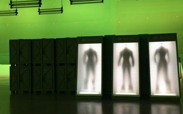 Three silhouettes of X-Men Costumes are teased by Director Bryan Singer.