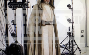Leaked Pic From The Sets Of 'Star Wars: The Force Awakens'