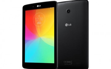 LG G Pad II 8.0 features a full-sized USB port at the bottom of it.