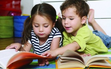 Recent studies confirm how reading aloud to toddlers and preschoolers can significantly activate the left hemisphere of the brain involved with semantic processing. 