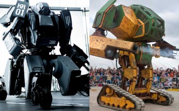 Suidobashi Heavy Industry's Kuratas (L) and MegaBots' Mark 2 (R)
