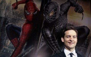 Cast member Tobey Maguire smiles during the world premiere of 'Spider-Man 3' in Tokyo April 16, 2007.