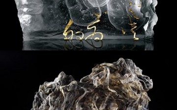 (Top photo) Buddha’s face appears in Loretta Hui-shan Yang’s “Formless, but not Without Form” series. (Below) Another artwork features Buddha in Yang’s “Enlightenment” series.