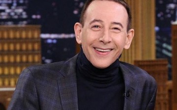 Paul Reubens is The Penguin's father in 