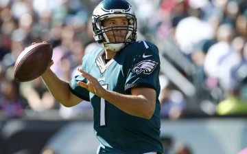 Philadelphia Eagles quarterback Sam Bradford (#7).