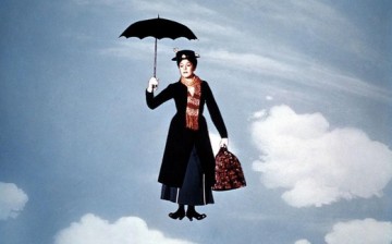 Julie Andrews played Mary Poppins in Robert Stevenson’s 1964 “Mary Poppins.”