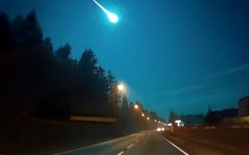 Fireball footage from the Taurids in Eastern Poland on Saturday, October 31st 2015 around 18:05UT.