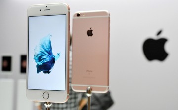The new Apple iPhone 6 and 6s are seen in the demo area after an Apple special event at Bill Graham Civic Auditorium September 9, 2015 in San Francisco, California. 