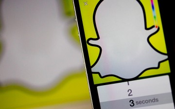 The Snapchat Inc. application (app) is displayed for a photograph.