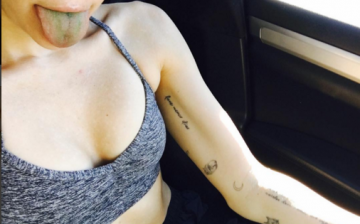 Miley Cyrus' latest selfie has left the fans worried about her health.
