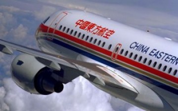 China Eastern Airlines becomes the first domestic carrier to offer WiFi services on international flights.