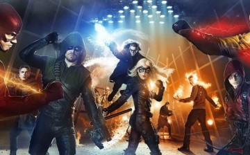 “Legends of Tomorrow” premieres in 2016.