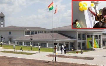 Ghanaian President John Dramani Mahama attended the inauguration ceremony for the new campus built by a Chinese company in Ho, near Accra.
