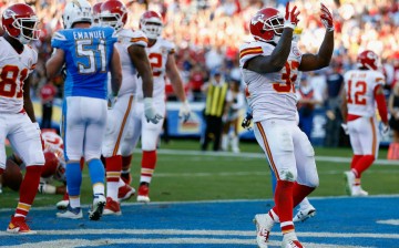 Kansas City Chiefs running back Spencer Ware #32 scored two touchdowns against the San Diego Chargers.