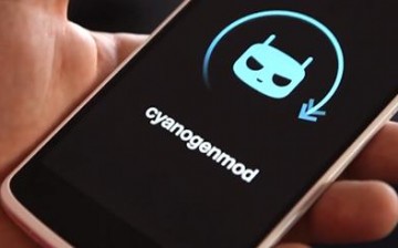 As a Christmas gift, CyanogenMod is offering nightly builds which can be accessed at once for flashing and download. 