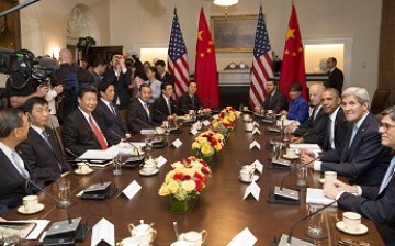 High officials of the Chinese and U.S. governments meet to talk about several issues, including cybersecurity, during President Xi Jinping's official visit in September.