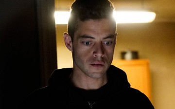 Recently Rami Malek, who plays Eliot Alderson in the American drama – thriller television series “Mr. Robot” has teased the fans with new updates.