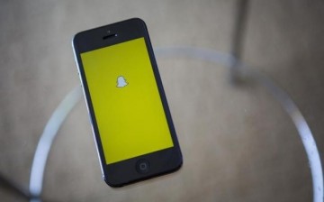 Snapchat users are receiving error messages and saying that logging out and back in again fails to restore service.