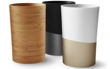 Google's OnHub router interchangeable shells are available in white-and-gold cover, a black-and-silver one, and a bamboo. 