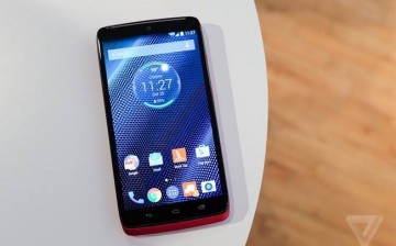 The Droid Turbo 2 is an Android smartphone made by Motorola, made available exclusively in the United States for the Verizon Droid brand. 