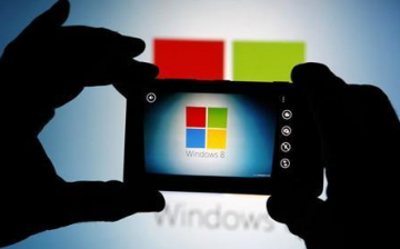 Rumors are surfacing in the air that Microsoft is planning to release a Surface smartphone in 2016.