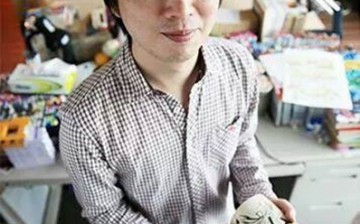 Masashi Kishimoto is the Japanese manga artist  known for creating the manga series 