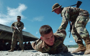 US Marine Reservists train in the Philippines