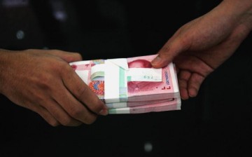 Prosecutors in Shanghai are cracking down on both the officials who received bribes and the people who handed them.