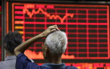 Although Chinese shares were able to recover some of the losses during the week ended Friday, the monthly drop was recorded to be the lowest in about seven years.