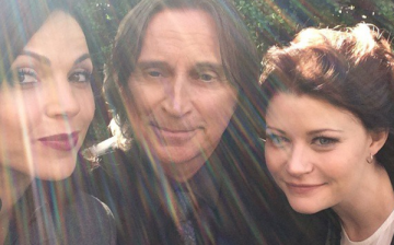Lana Parrilla, Robert Carlyle and Ginnifer Goodwin play Regina Mills, Mr Gold and Mary Margaret Blanchard, respectively, in the ABC fairy tale dramatic series 