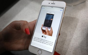 Apple Pay Launches In The UK