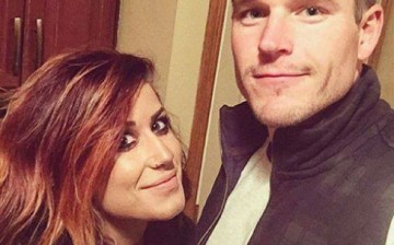 Chelsea Houska poses for a photo with fiancé Cole Deboer.