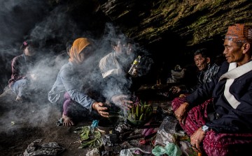 Indonesians Perform Kasada Ritual On Mount Bromo