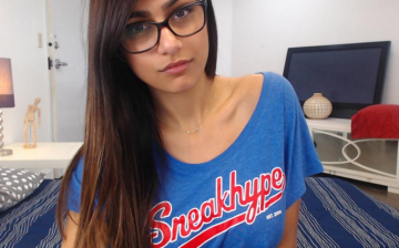 PornHub's renowned porn star Mia Khalifa expressed several of her fantasies to attract the attention of her fans.