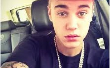 Canadian pop star Justin Bieber is known for his hits 