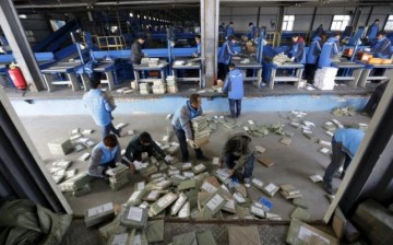 Cainiao Network, the logistics affiliate of Alibaba, is preparing its logistics alliance after receiving an initial investment of 1 billion yuan for the anticipated surge in parcel delivery.